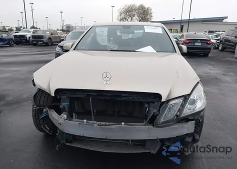 2010 Mercedes-Benz E 350 из США, поврежденный, VIN WDDHF5GB6AA074577